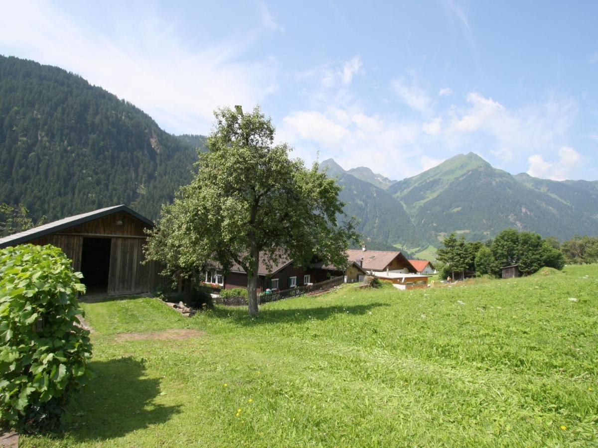 Modern Apartment in Sankt Gallenkirch with Terrace Exterior foto